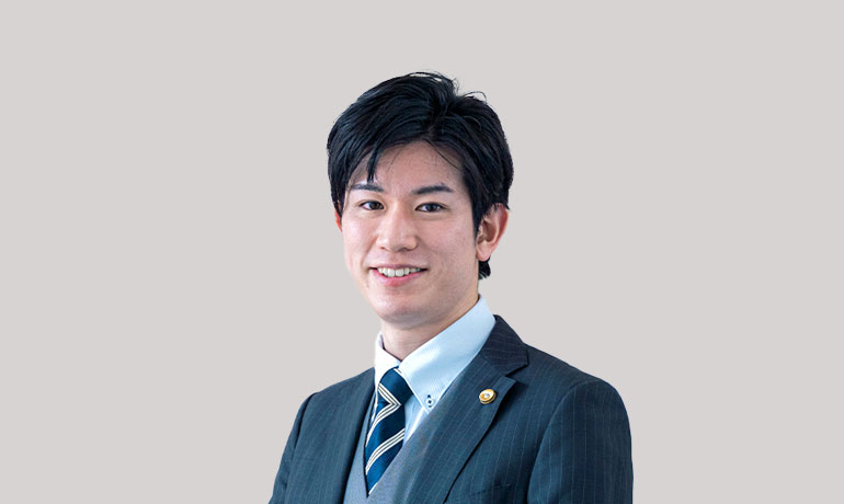 弁護士 守山 昂介